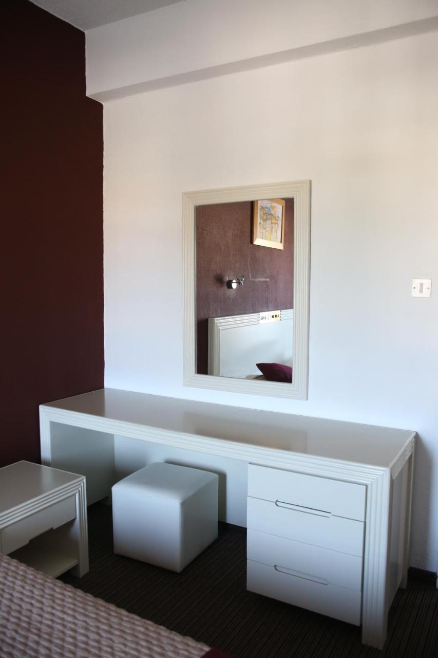 Kings Annex Paphos Exterior foto